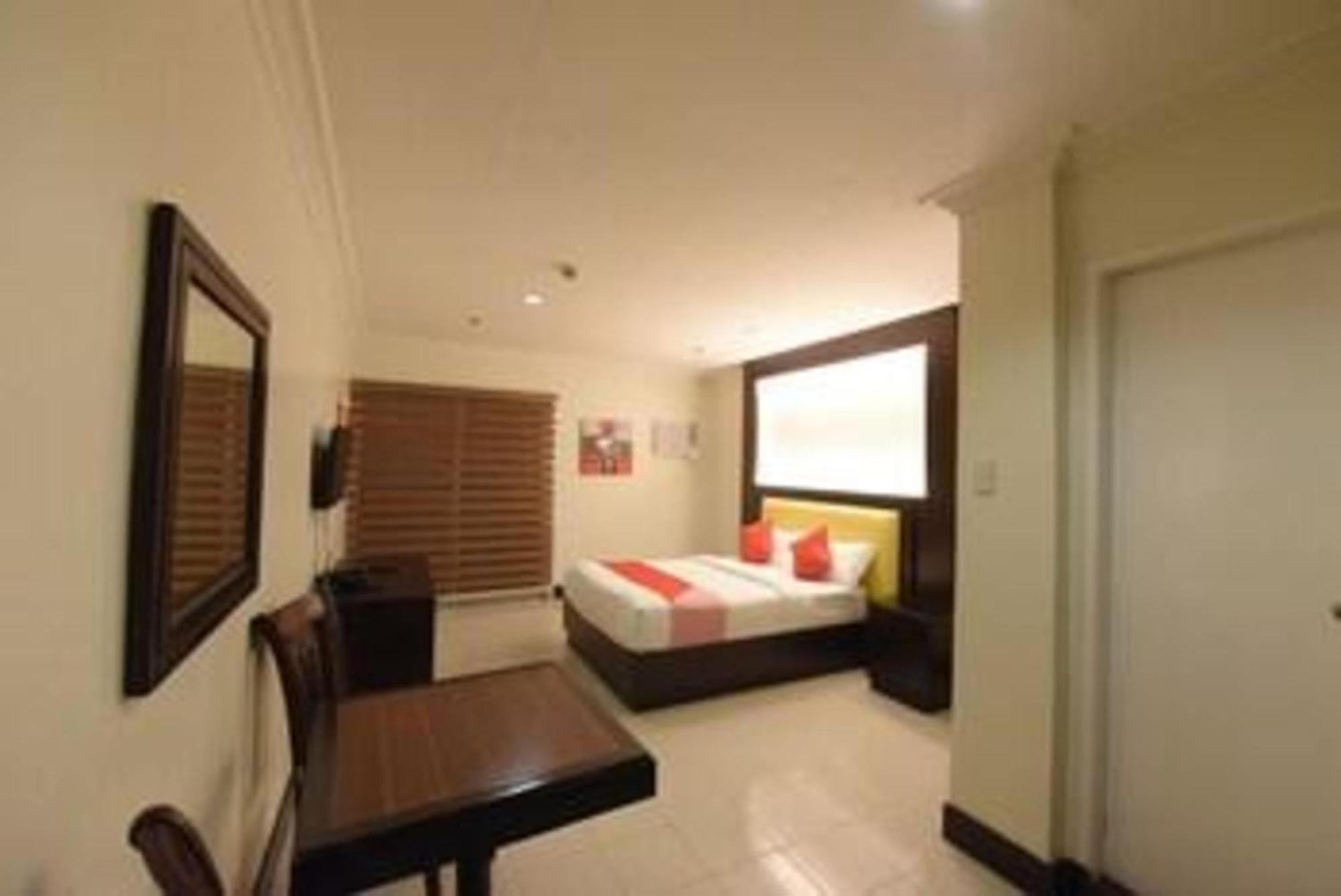 Oyo 115 Northridge Mansions Hotel Quezon City Kültér fotó