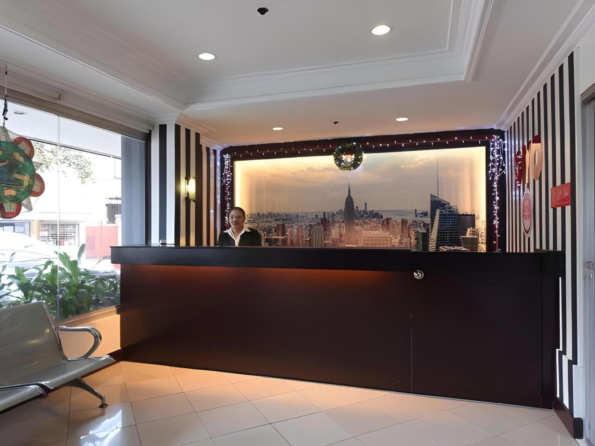 Oyo 115 Northridge Mansions Hotel Quezon City Kültér fotó