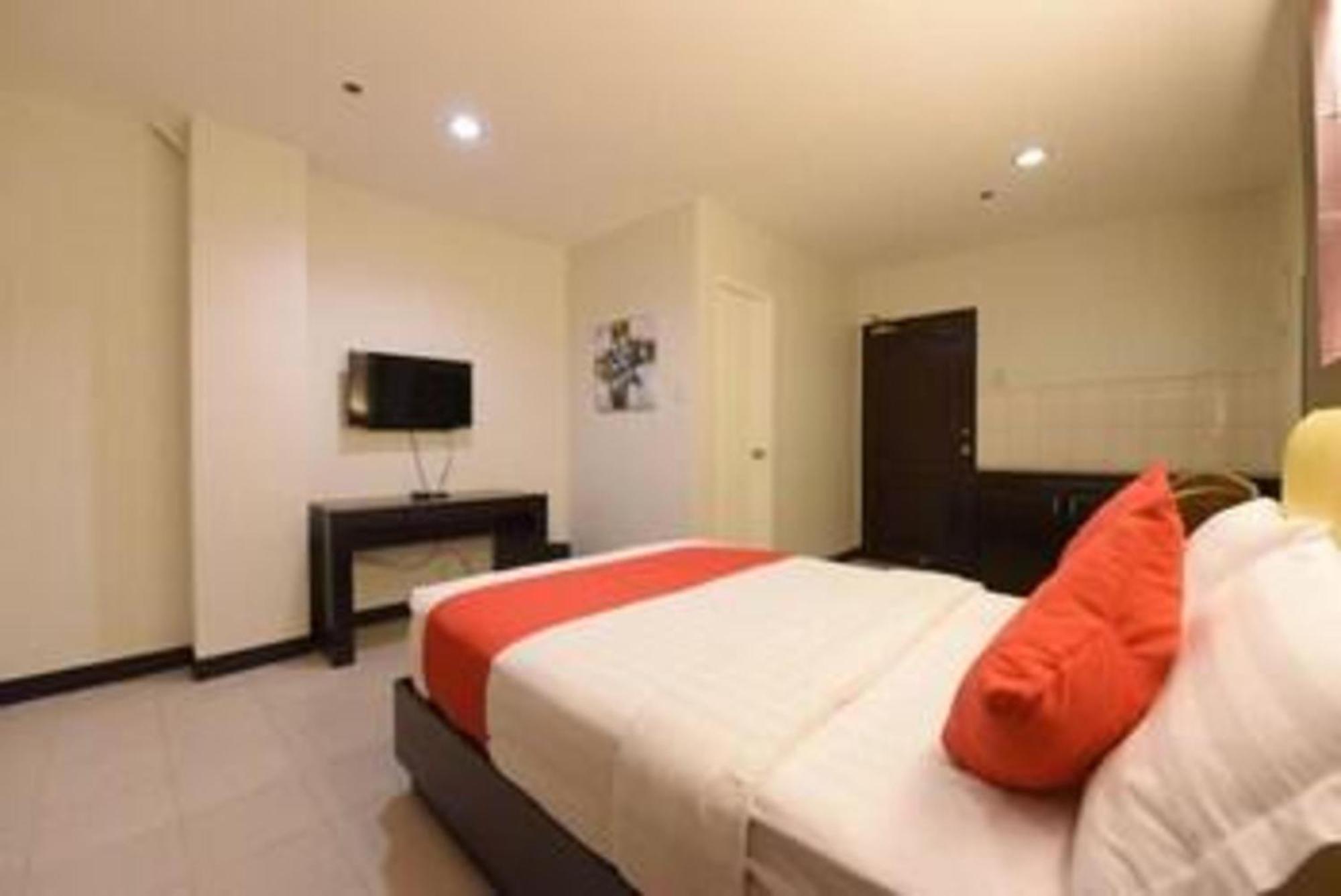 Oyo 115 Northridge Mansions Hotel Quezon City Kültér fotó
