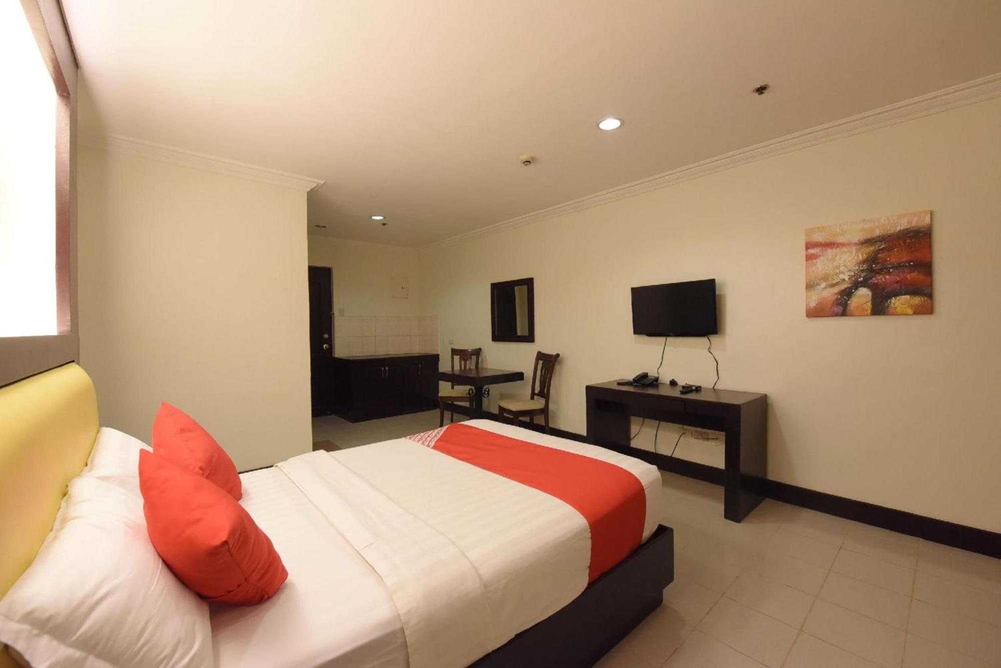Oyo 115 Northridge Mansions Hotel Quezon City Kültér fotó